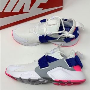 Nike air huarache city low pinks white blue